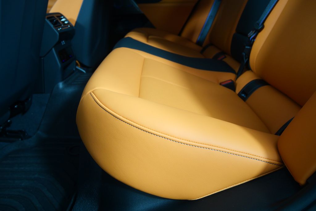 Thumbnail: 2025 BMW M5 - 21