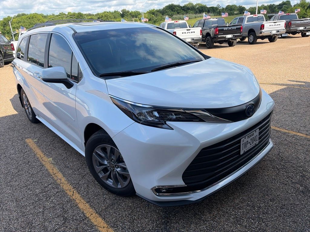 2024 Toyota Sienna