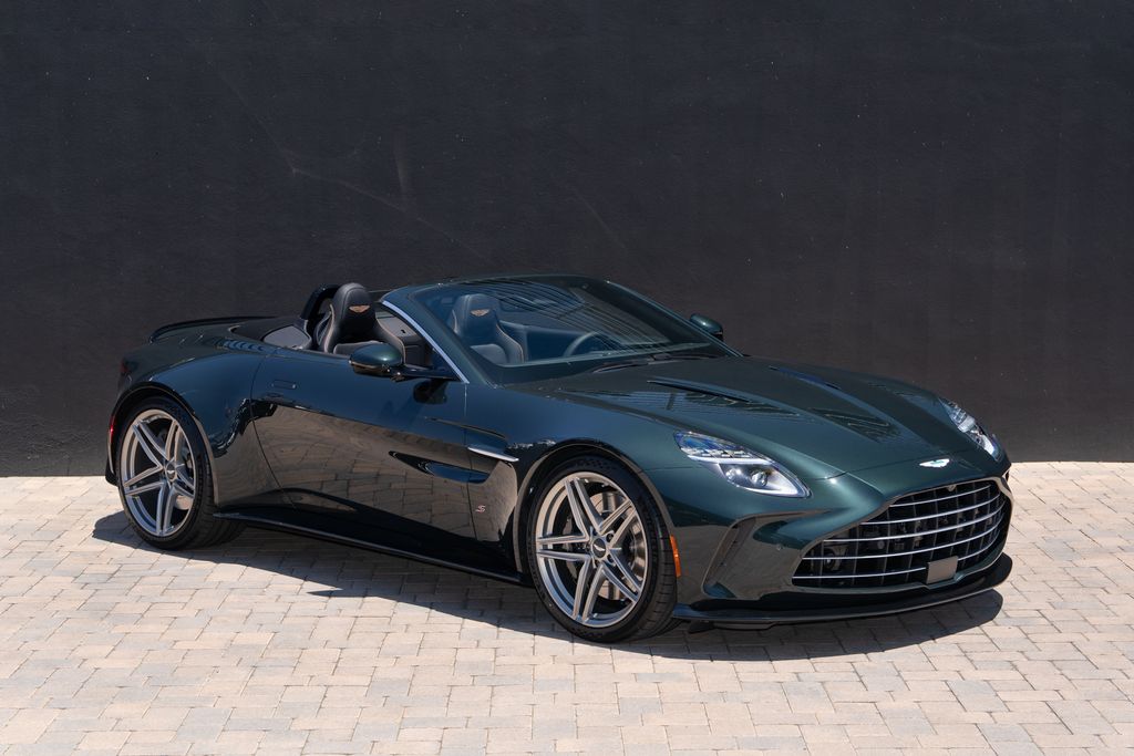 2026 Aston Martin Vantage 4.0 V8 Roadster's photo