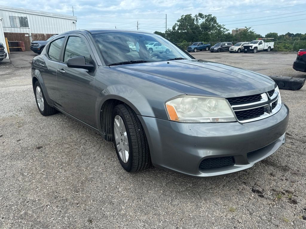 Mineral Gray Metallic Clearcoat 2013 Dodge Avenger Sedan Front-Wheel Drive 4-Speed Automatic