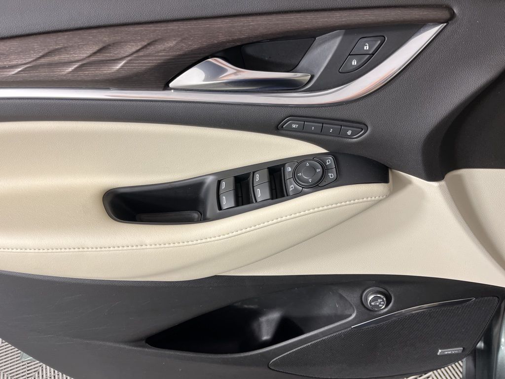 Thumbnail: 2022 Buick Enclave - 27