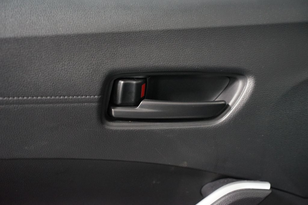 Thumbnail: 2024 Toyota Corolla Cross - 31