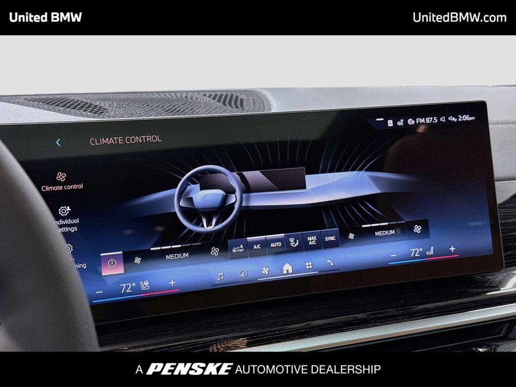 Thumbnail: 2027 BMW X7 - 18