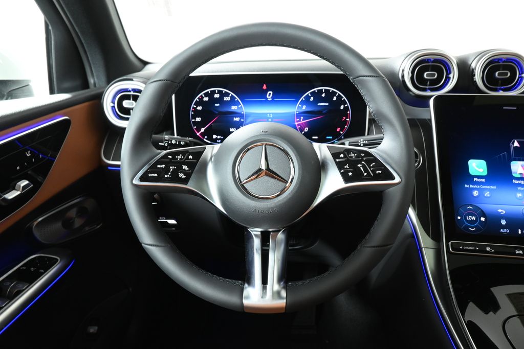 2025 Mercedes-Benz GLC 300 14