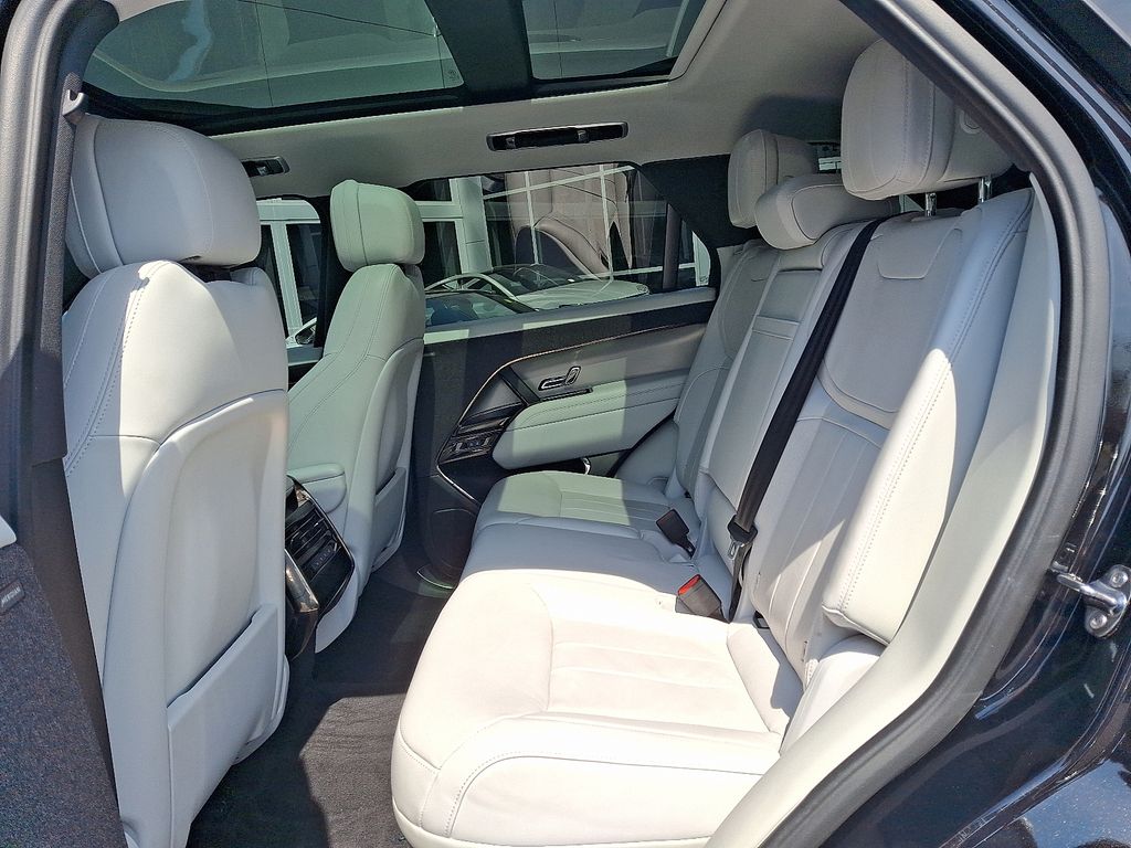 Thumbnail: 2024 Land Rover Range Rover Sport - 10