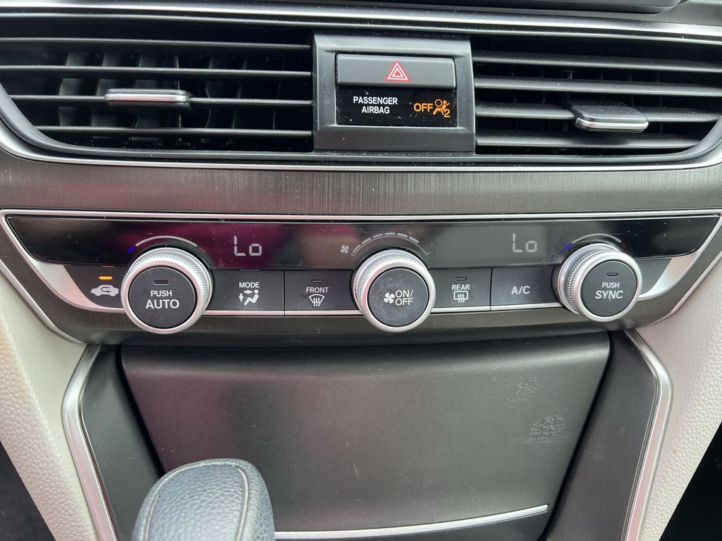 2018 Honda Accord LX photo