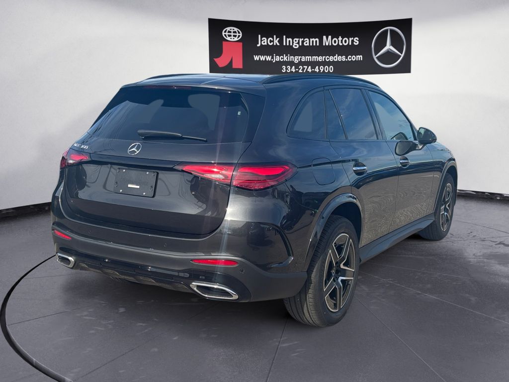 new 2026 Mercedes-Benz GLC car