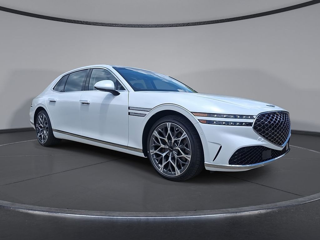 Uyuni White 2026 Genesis G90 Sedan All-Wheel Drive 8-Speed Automatic