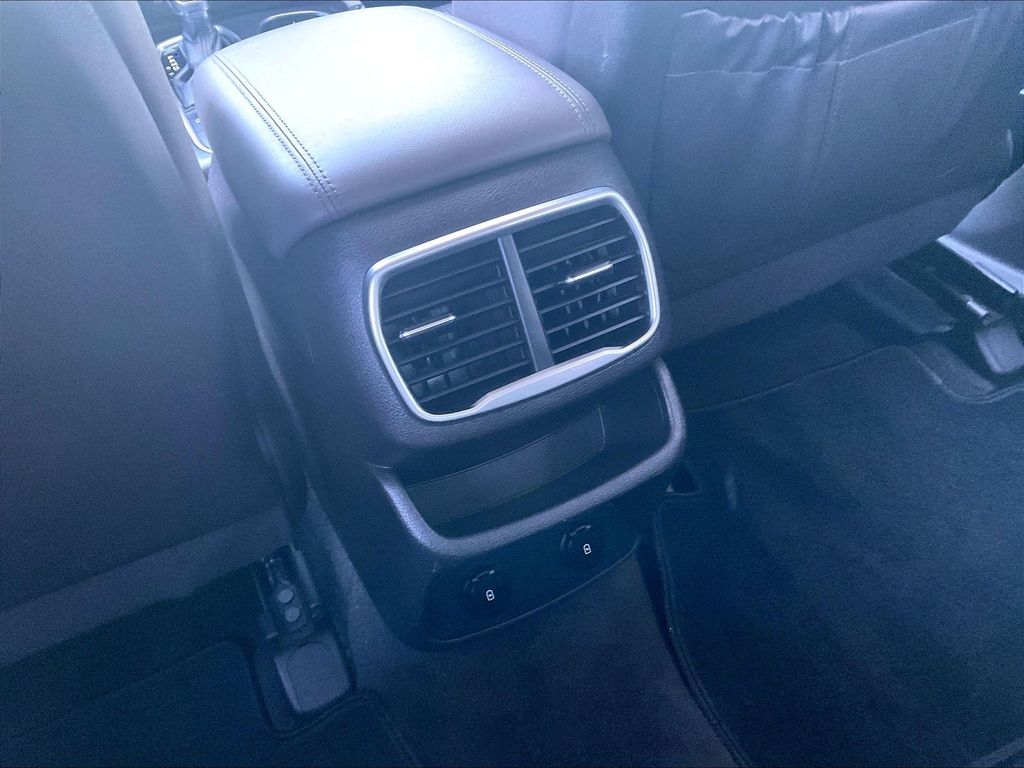 2020 Hyundai Santa Fe — photo 25