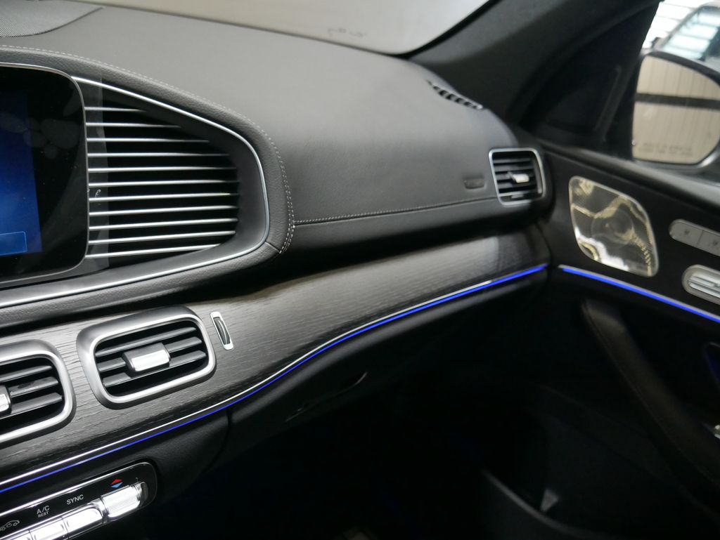 Thumbnail: 2026 Mercedes-Benz GLS - 30