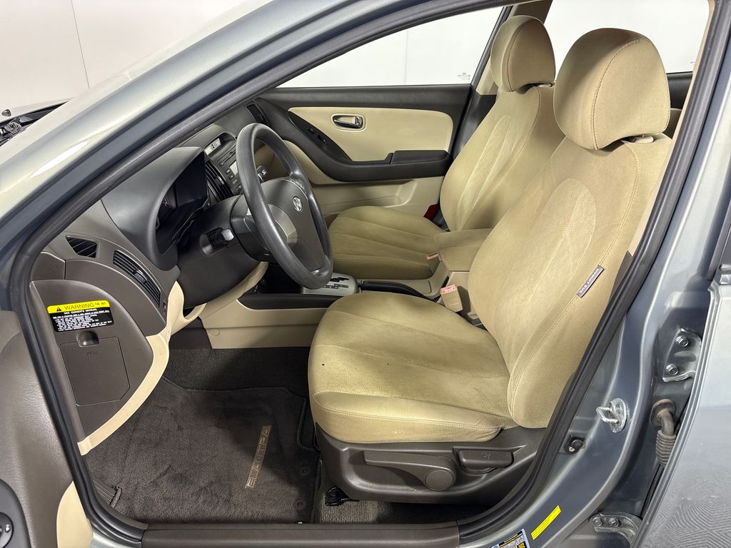 Used 2010 Beige Hyundai GLS image 25