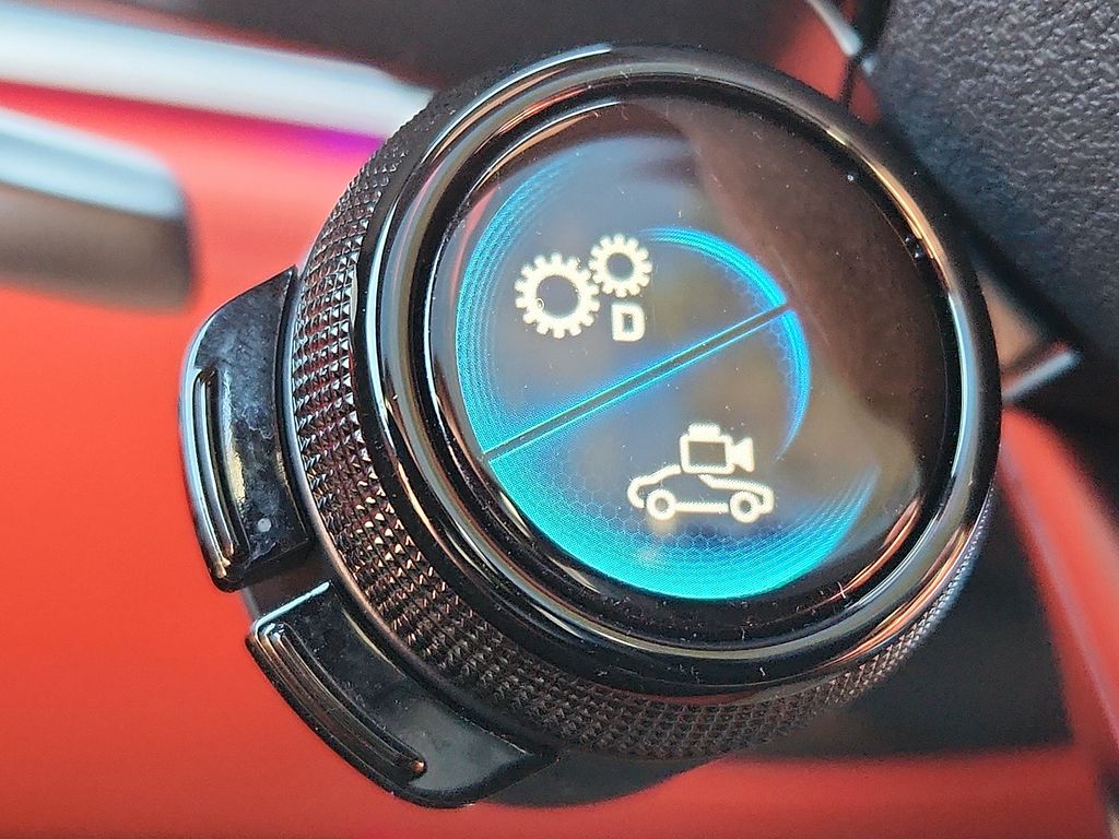 Thumbnail: 2022 Mercedes-Benz AMG GT - 23