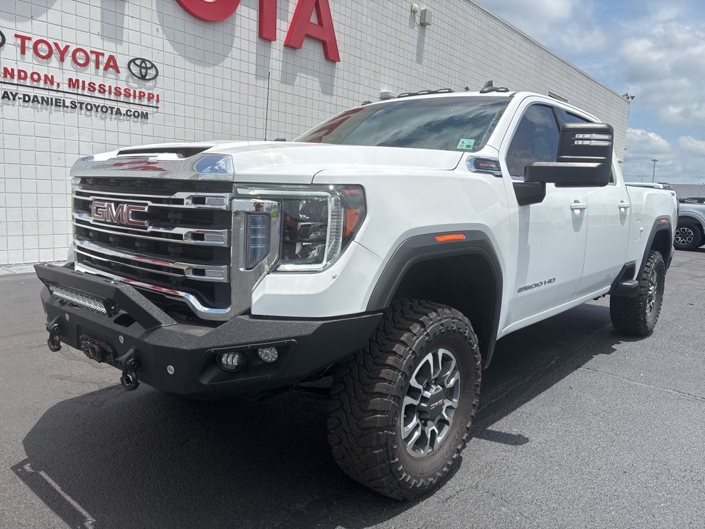 2023 GMC Sierra 4WD Crew Cab Standard Box SLE's photo