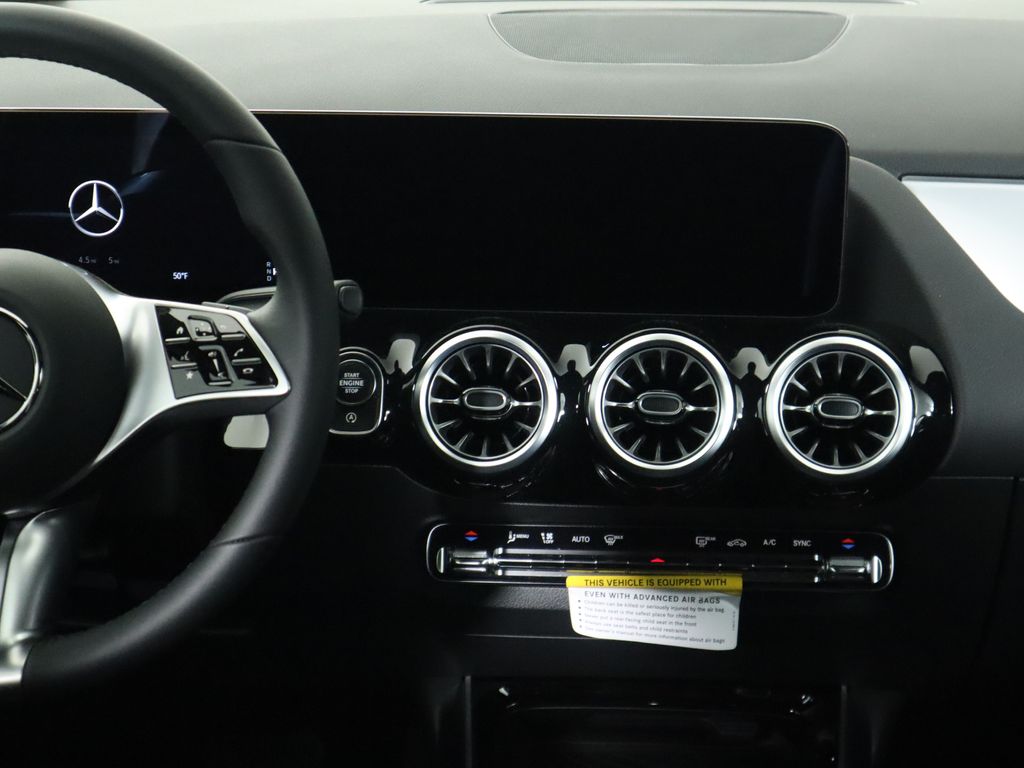 Thumbnail: 2025 Mercedes-Benz GLA - 14