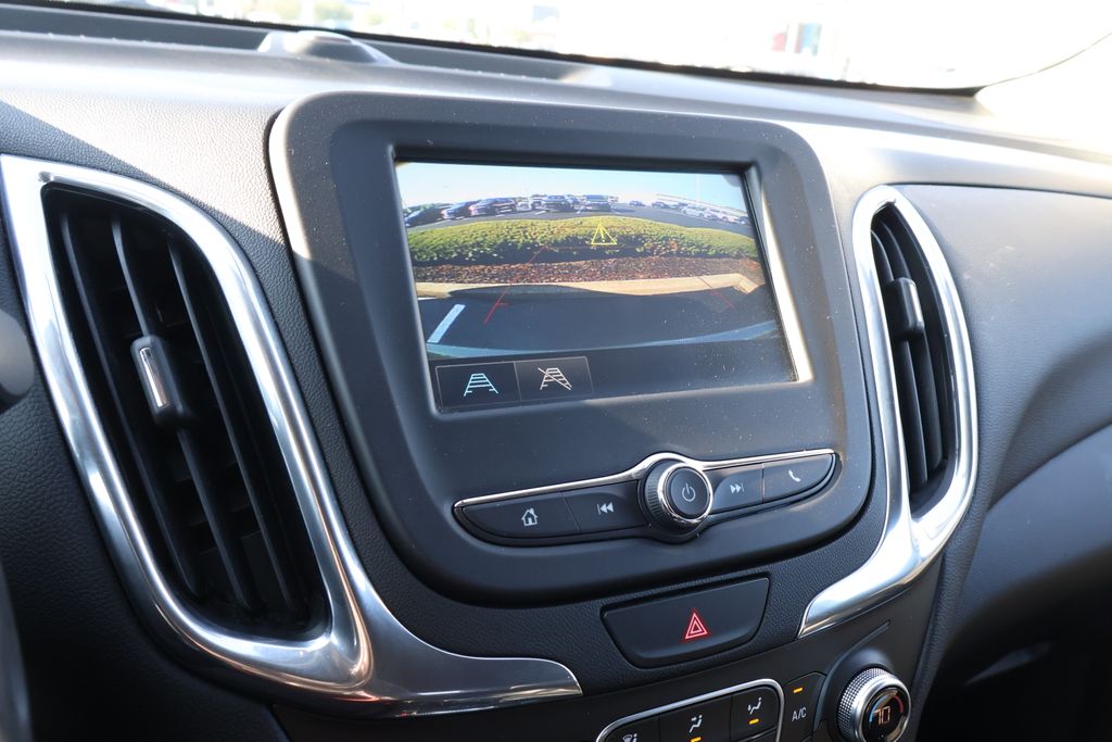 Thumbnail: 2018 Chevrolet Equinox - 24