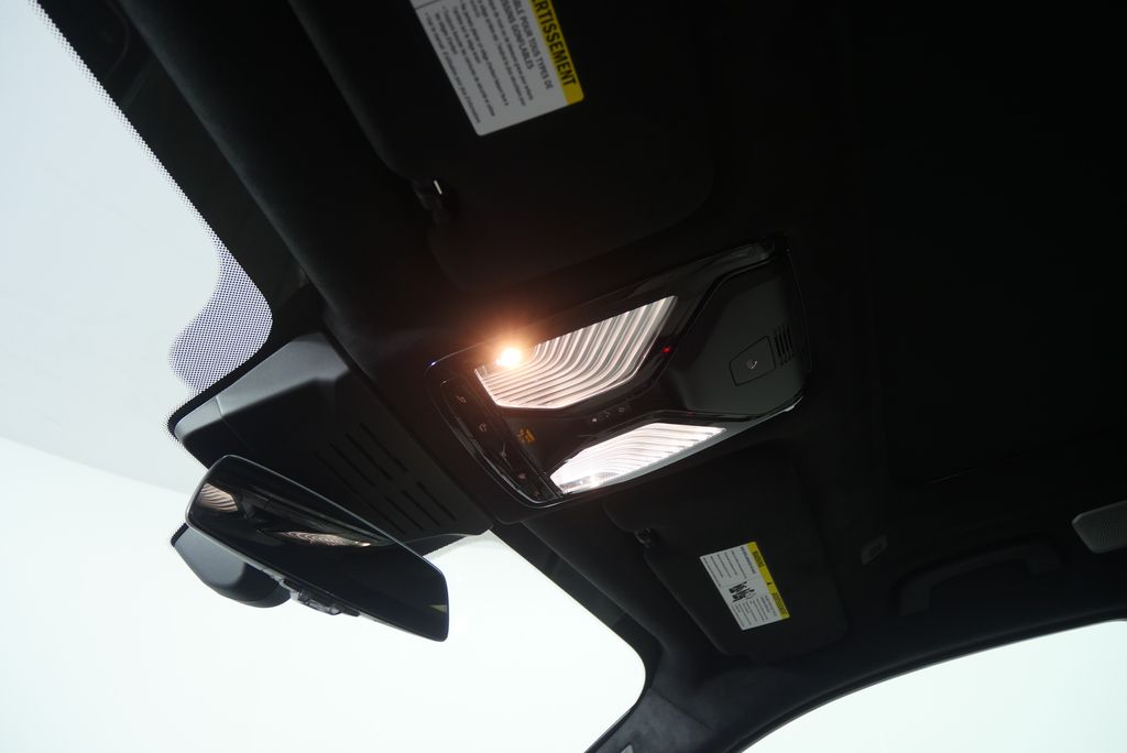 Thumbnail: 2026 BMW X7 - 22