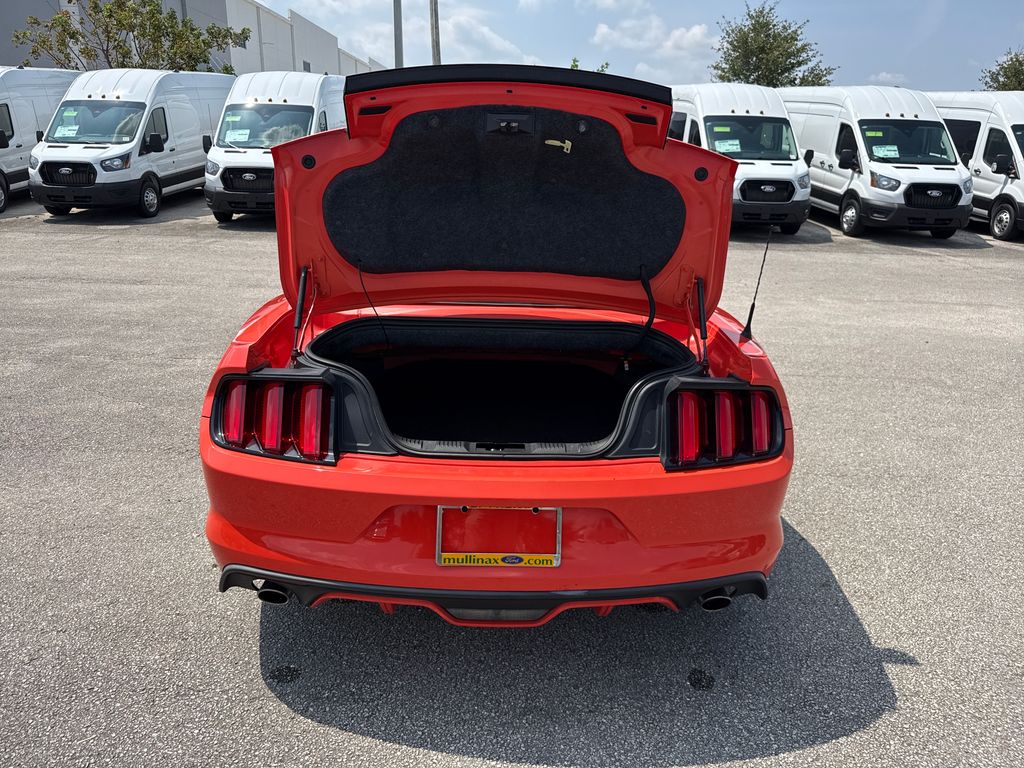 Used 2016 Orange Ford GT Premium image 28
