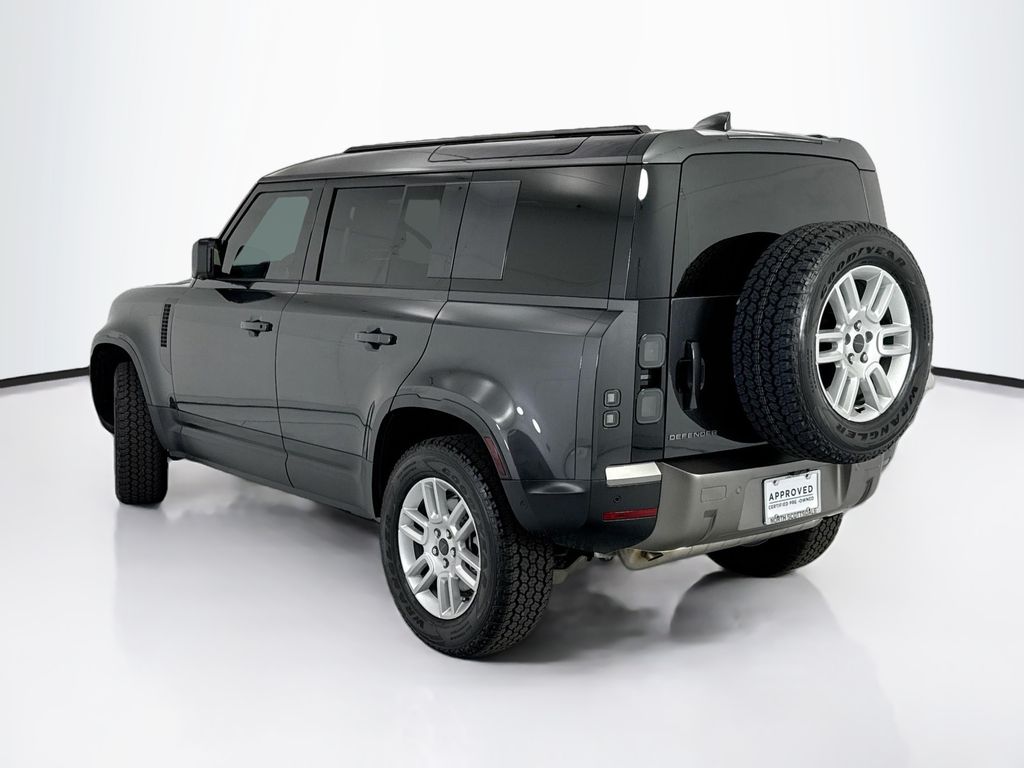 Thumbnail: 2026 Land Rover Defender - 7