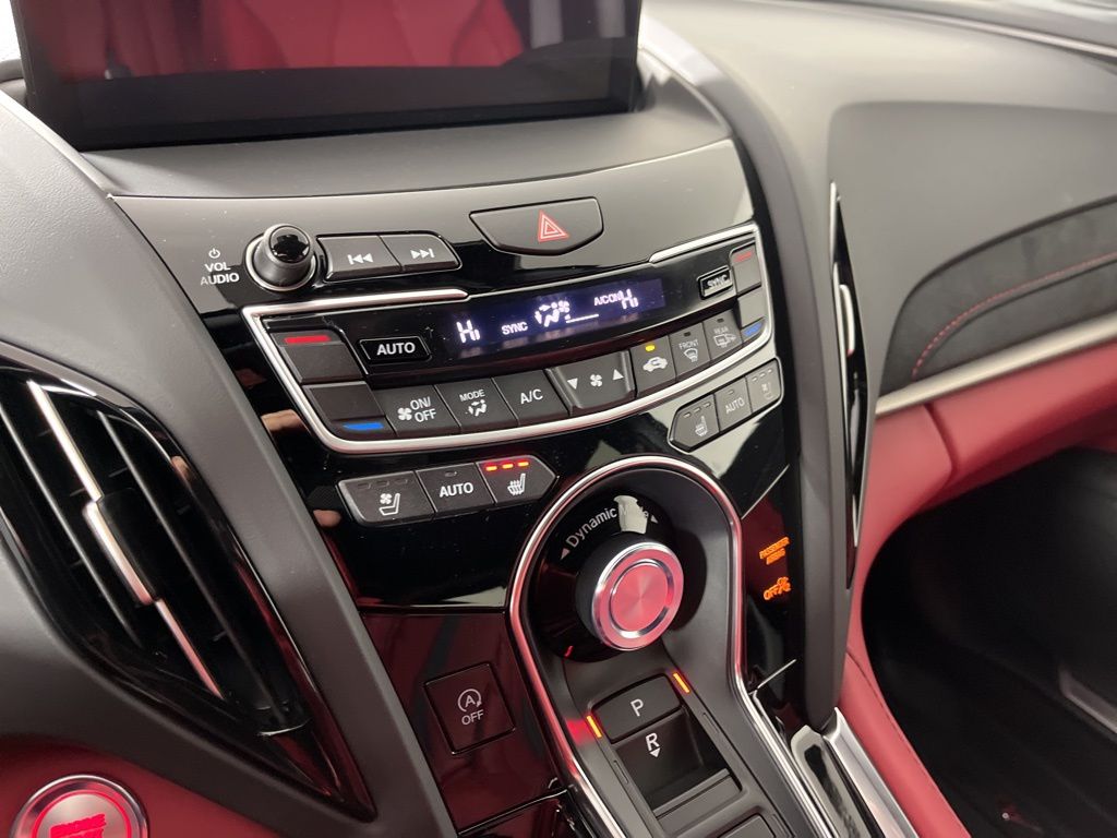 Thumbnail: 2026 Acura RDX - 32