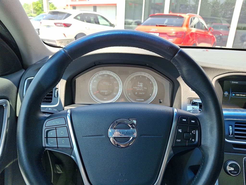 Thumbnail: 2013 Volvo S60 - 18
