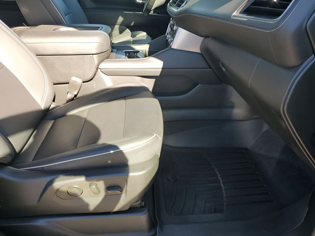 Used Car 2023 Gmc Yukon Xl  Slt For Sale Under $60,000 In Austin, Texas