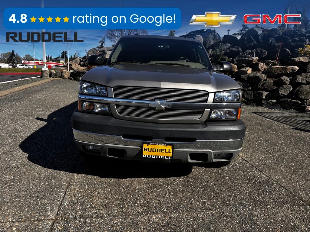 View vehicle photo 3