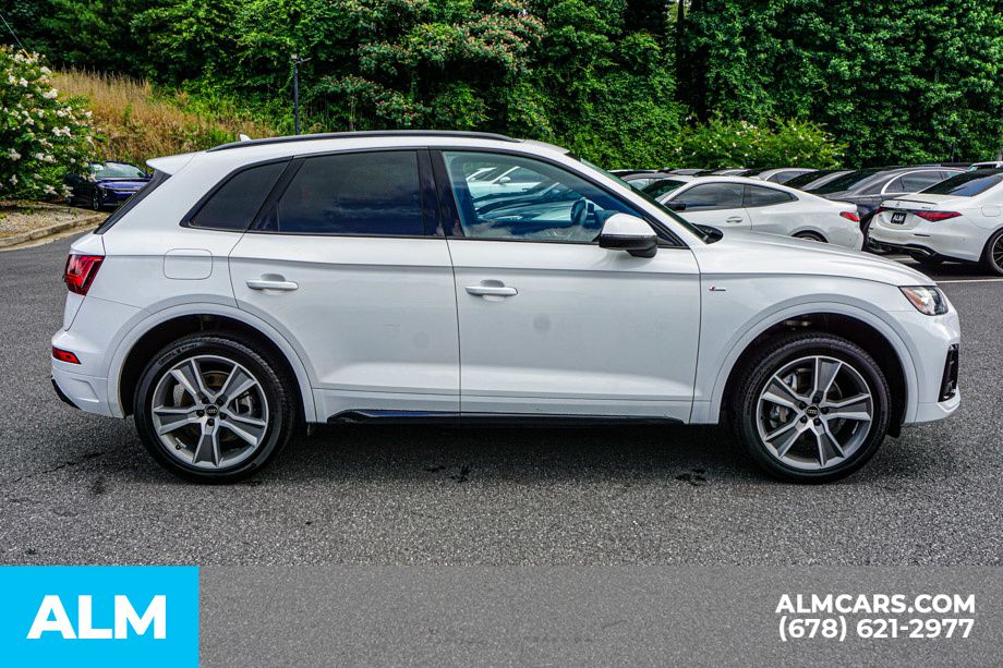 Used 2025 Black Audi  image 9