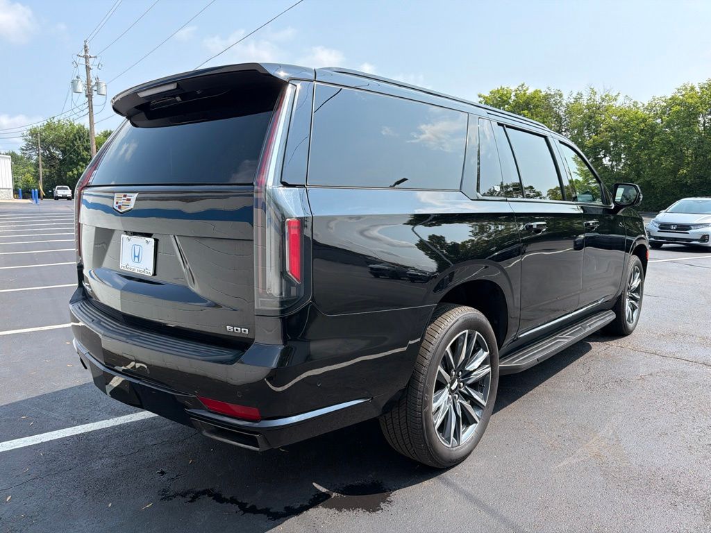 Thumbnail: 2022 Cadillac Escalade - 5
