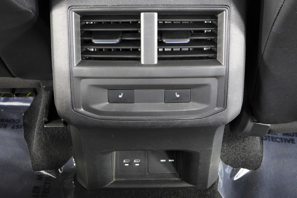 Thumbnail: 2023 Volkswagen Atlas - 24