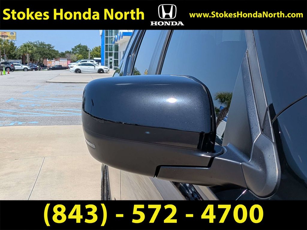 Used 2025 Honda Pilot SUV