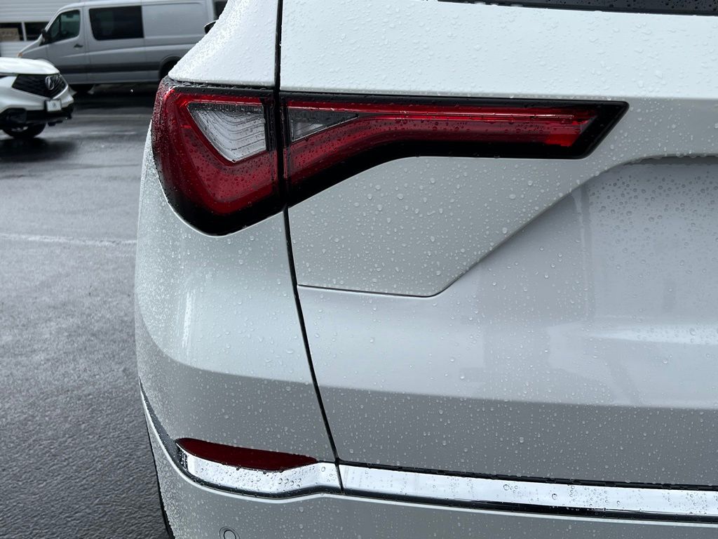 Thumbnail: 2023 Acura MDX - 10