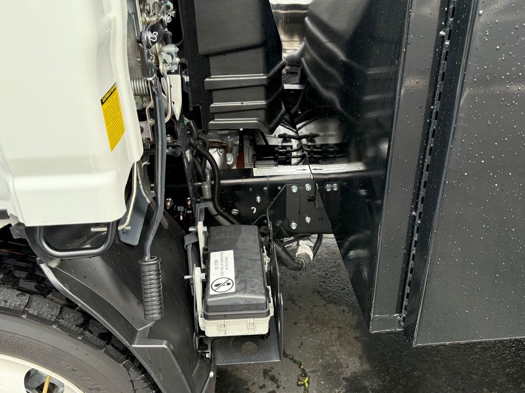 2024 Chevrolet Silverado 4500HD photo 3