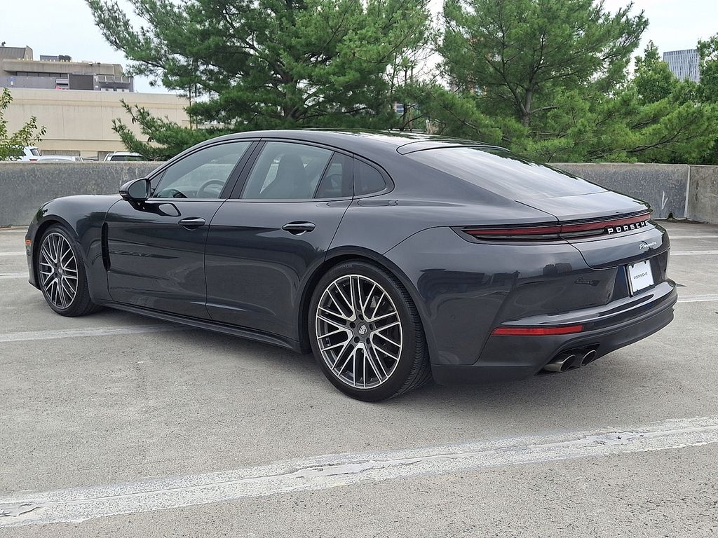 Thumbnail: 2024 Porsche Panamera - 3