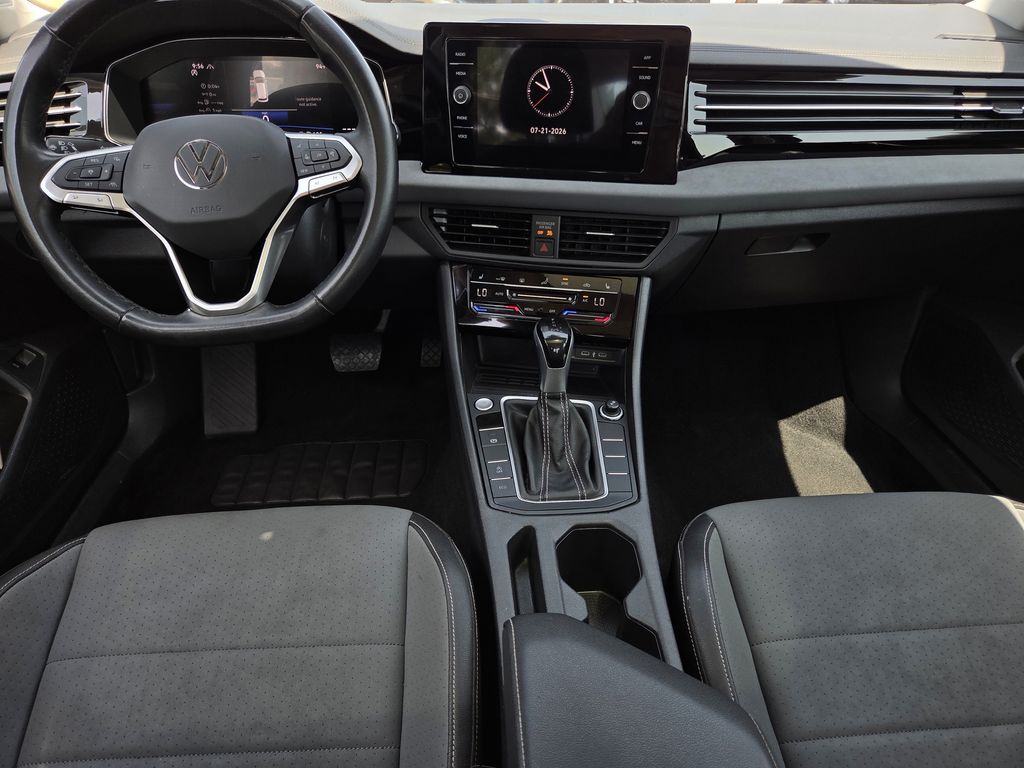 Used 2025 Volkswagen Jetta Sedan
