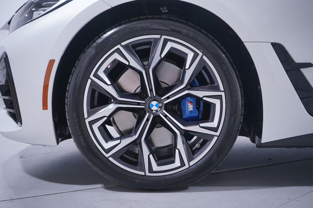 Thumbnail: 2022 BMW 4 Series - 2