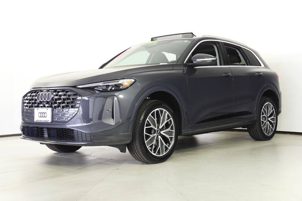 Thumbnail: 2025 Audi Q5 - 2