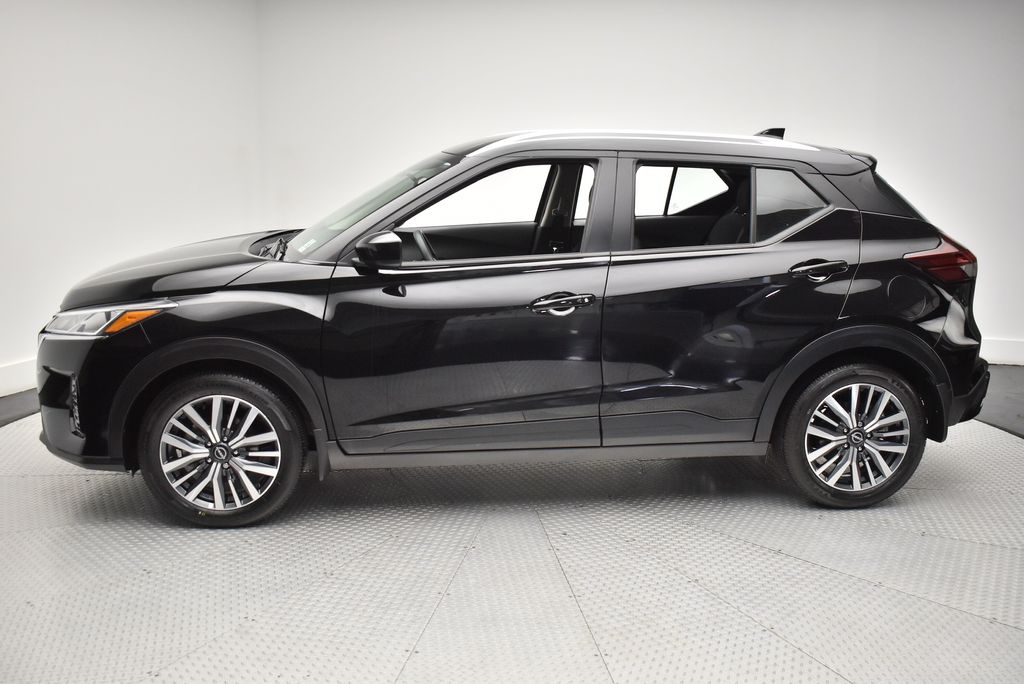Thumbnail: 2024 Nissan Kicks - 8