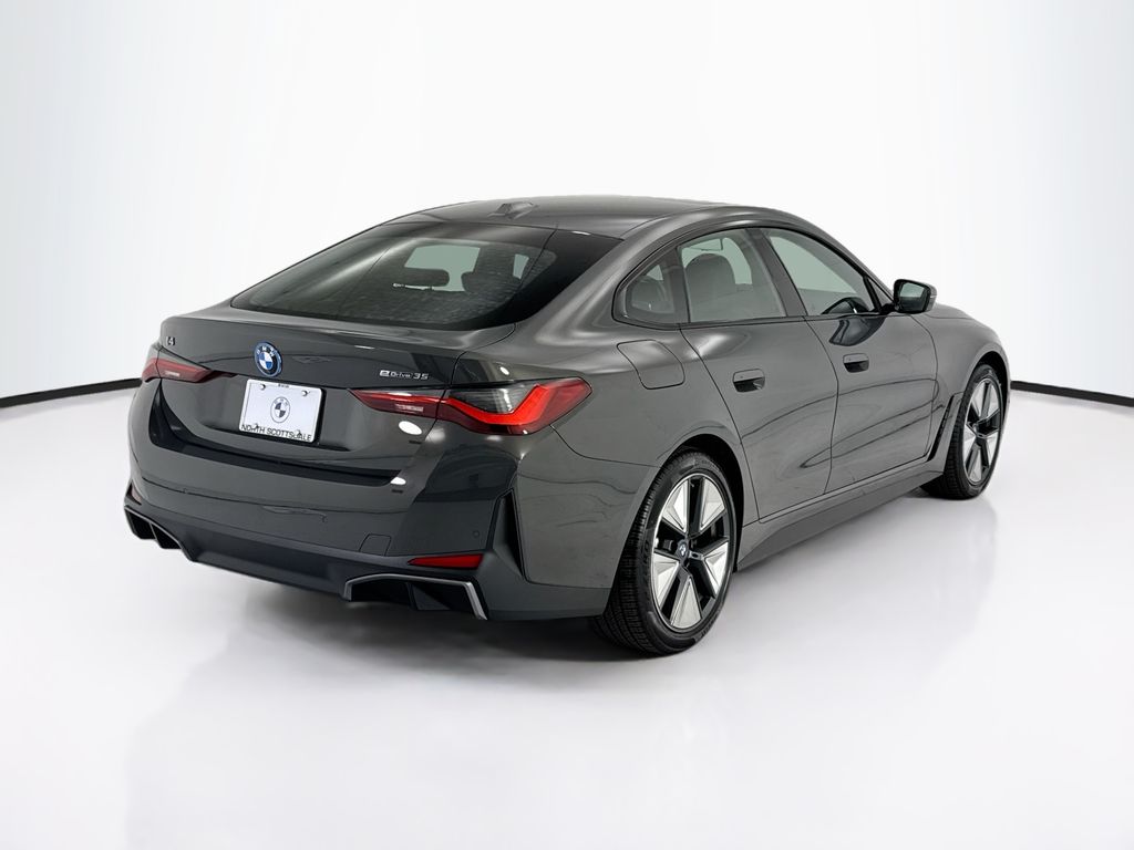 Thumbnail: 2023 BMW i4 - 5