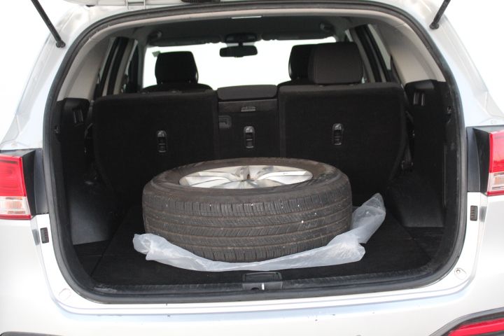 Used Car 2016 Kia Sorento  Lx For Sale Under $10,000 In Georgetown, Texas