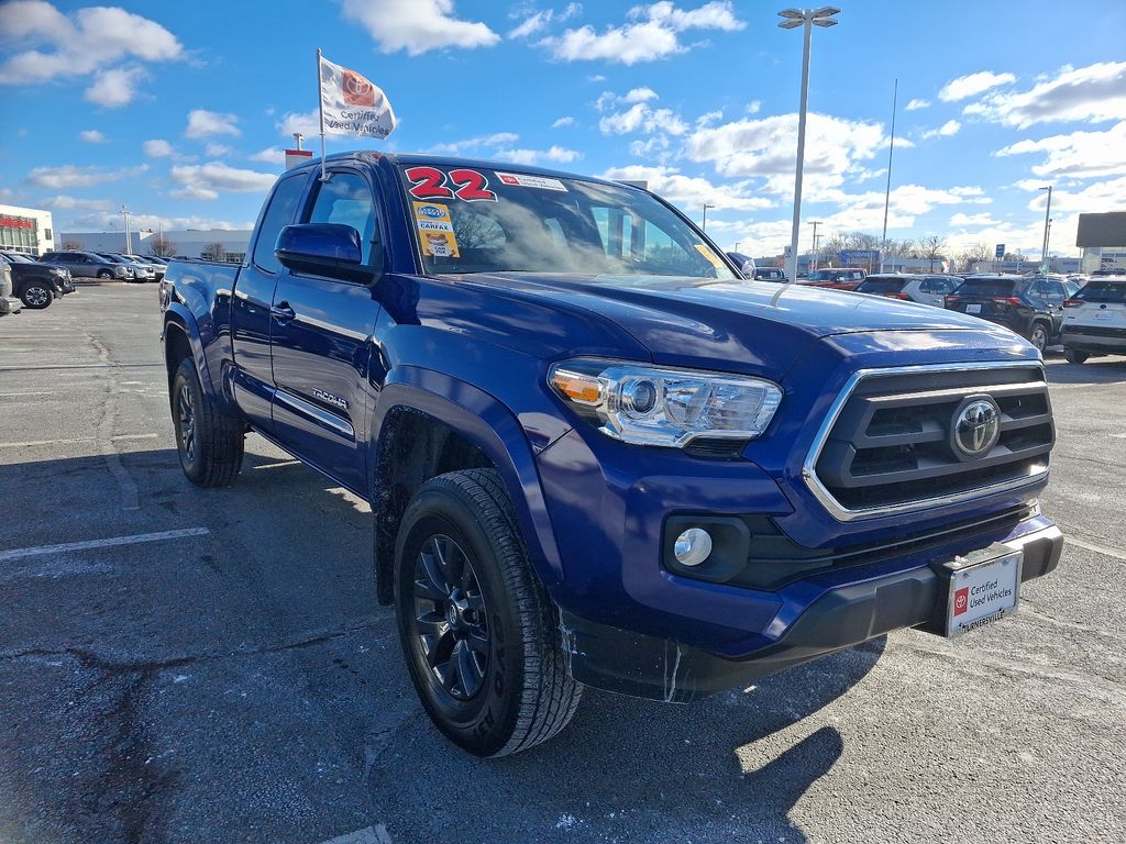 2022 Toyota Tacoma SR5 3