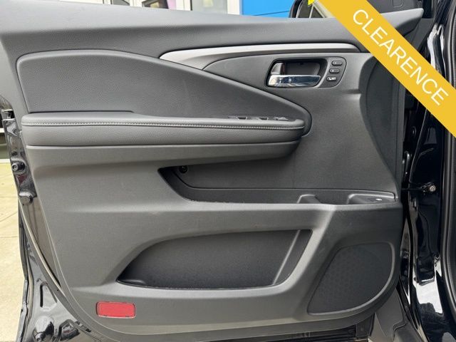 2025 Honda Ridgeline RTL Black at AutoSavvy Houston Southwest