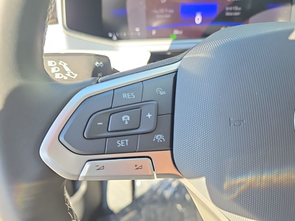 2026 Volkswagen Taos 1.5T SE Gray at Sutliff Volkswagen
