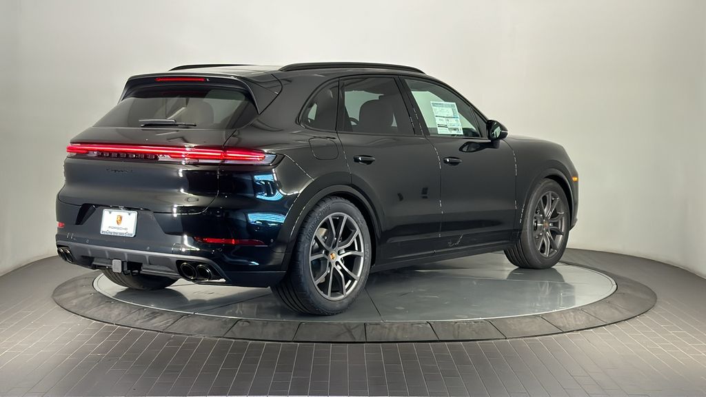 Thumbnail: 2025 Porsche Cayenne - 7