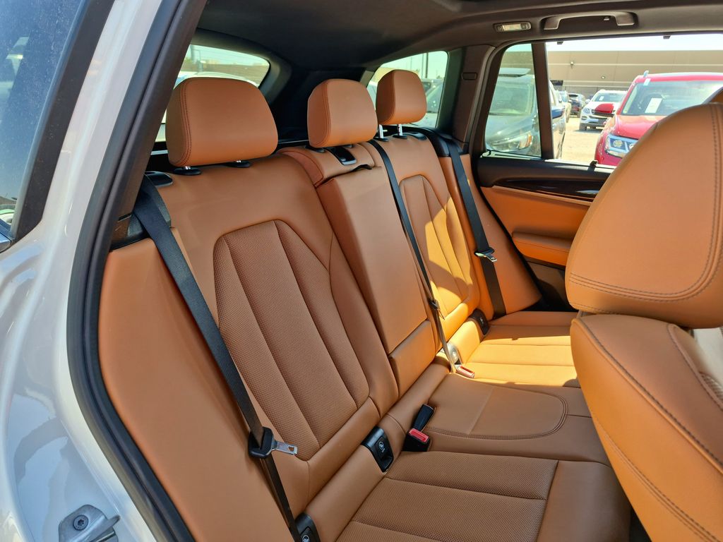2022 BMW X3 xDrive30i White at Autostrade