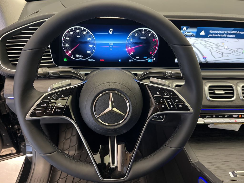 Thumbnail: 2026 Mercedes-Benz GLE - 14