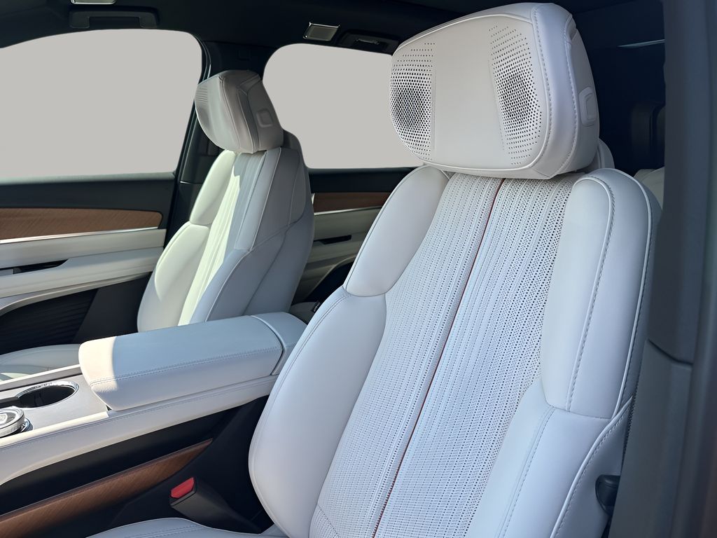 New 2026 Silver Cadillac Luxury image 25