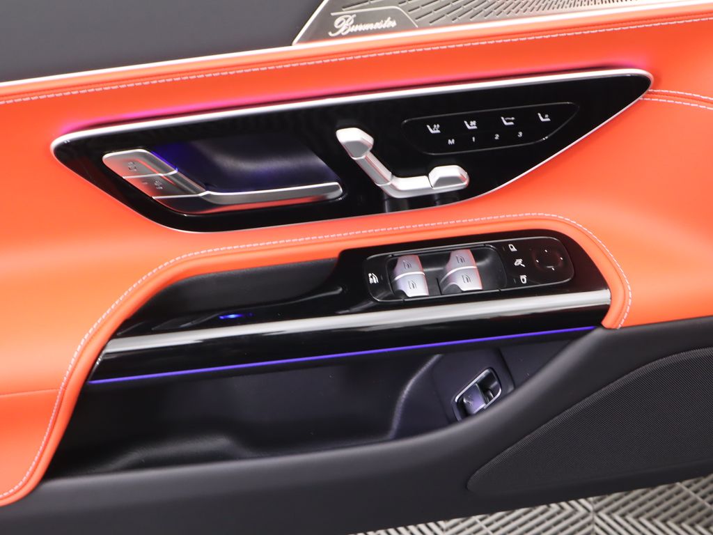 2025 Mercedes-Benz SL-Class AMG SL 55 32