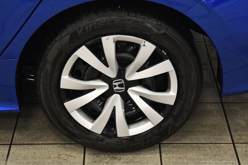 Thumbnail: 2024 Honda Civic - 13