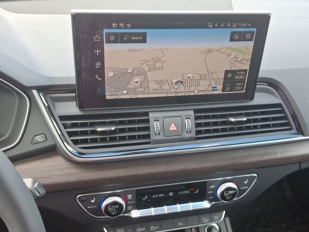 2025 Audi Q5 e Premium Plus 8
