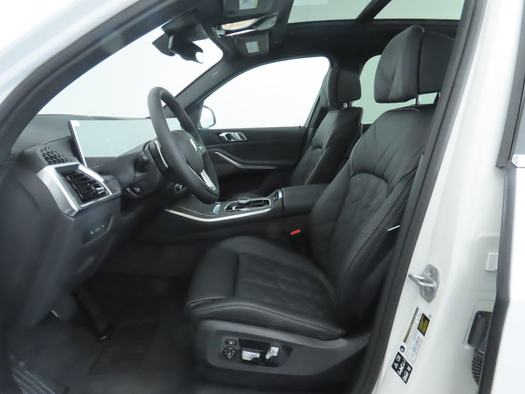 Thumbnail: 2026 BMW X5 - 20